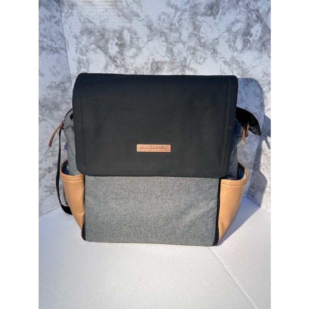 Petunia Pickle Bottom Boxy Diaper Bag Black Gray Caramel Backpack Messenger